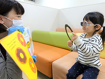 視能訓練士の仕事